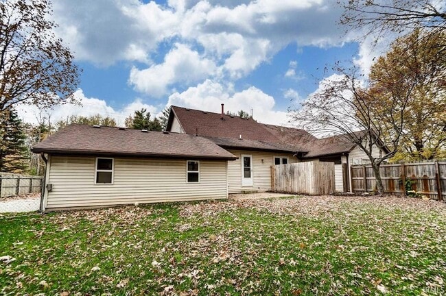 Building Photo - 11712 Tonkel Rd