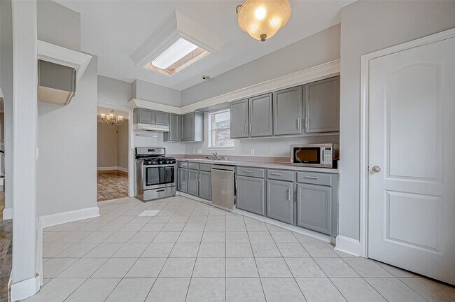 Building Photo - 5214 Rustling Trails Dr