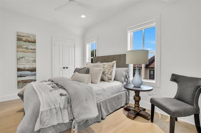 Building Photo - 4116 University Blvd