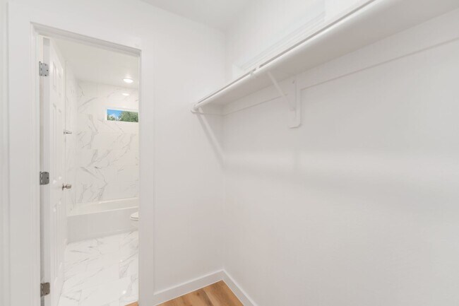 Building Photo - ? Spacious 4BR / 3.5BA Single-Family Home – Move-In Ready! ?