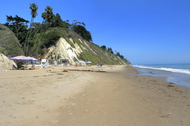 Building Photo - Peaceful Hope Ranch Living
