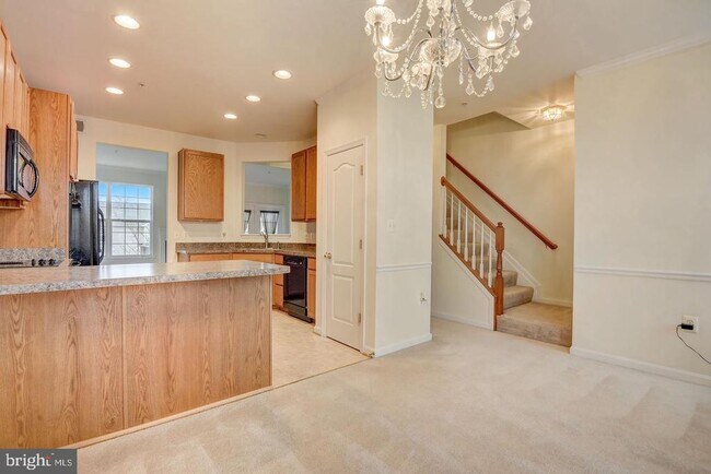 Building Photo - 7111 Beissel Ct