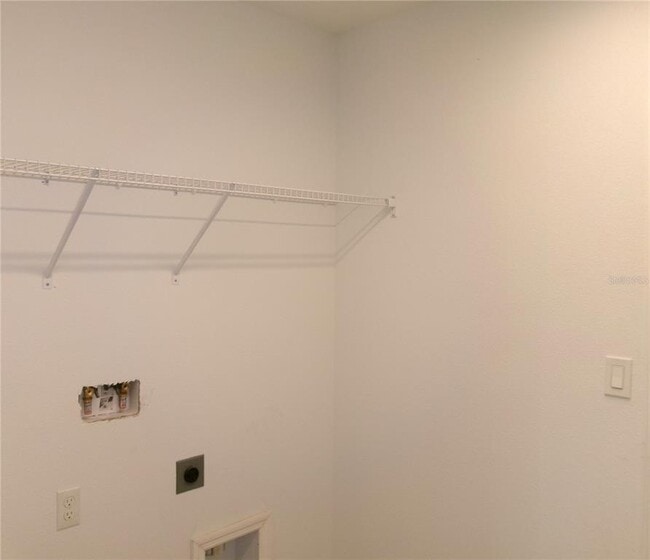 Building Photo - 18 Whetstone Ln