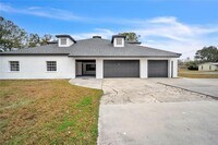 Building Photo - 3045 Dove Ln