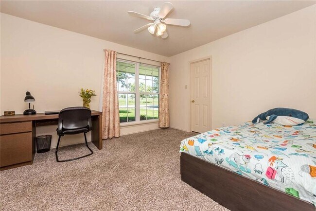 Building Photo - 3761 Rod Carew Dr