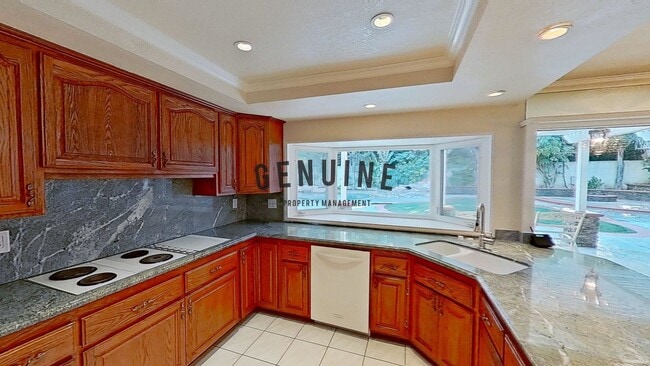 Building Photo - Large 4 Bedroom House with Pebble Bottom Pool - Backyard Oasis!