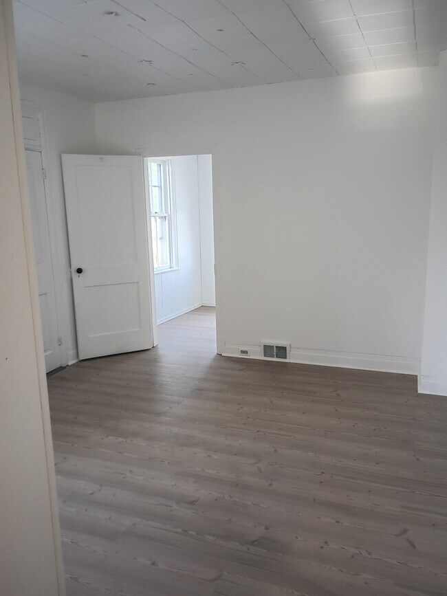 Building Photo - 259 S Partridge St