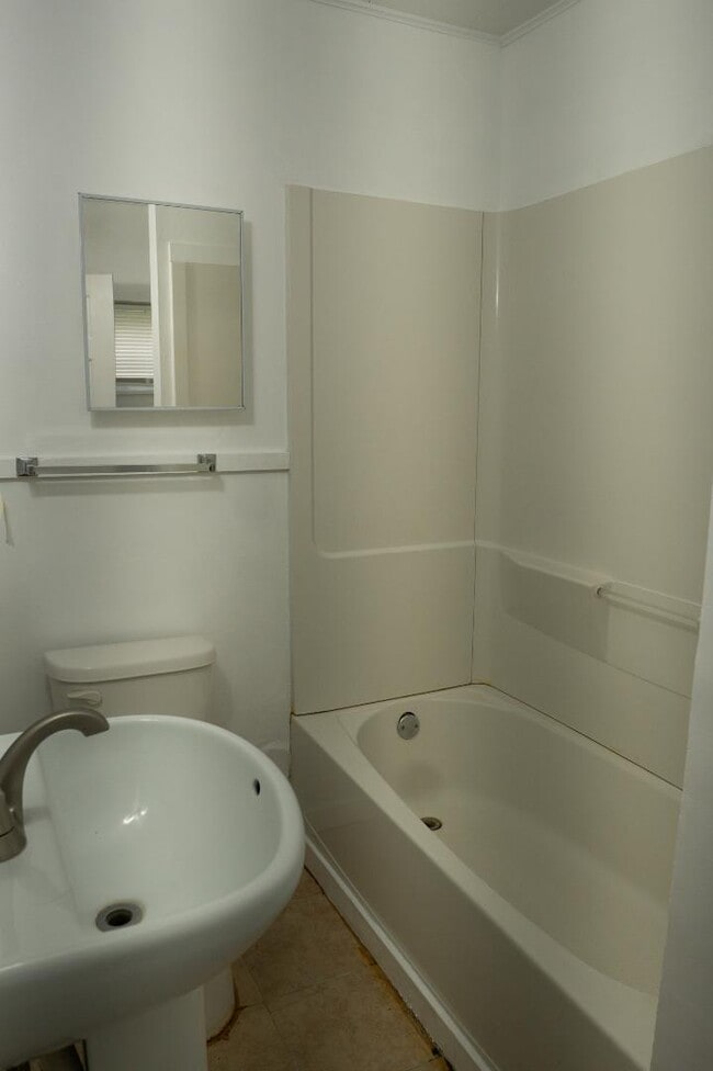 Building Photo - 1407 NW Jackson St