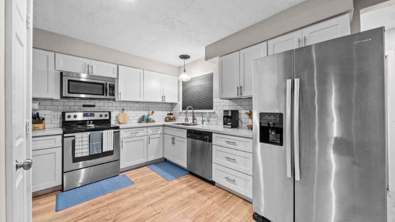 Building Photo - 23906 Conefall Ct