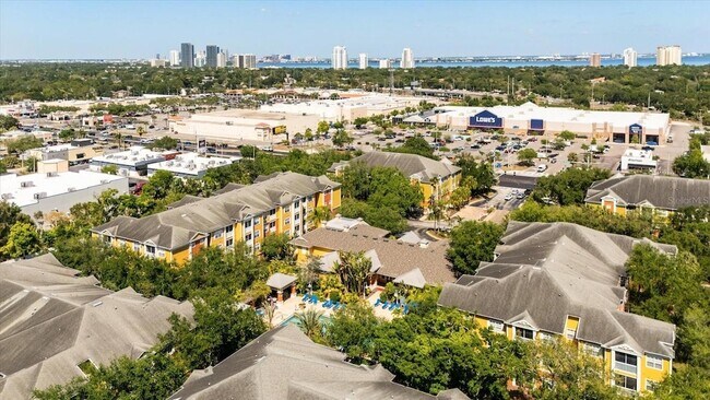 Building Photo - 4207 S Dale Mabry Hwy