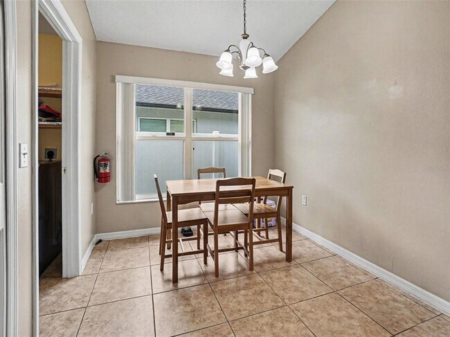 Building Photo - 2415 Black Powder Ln