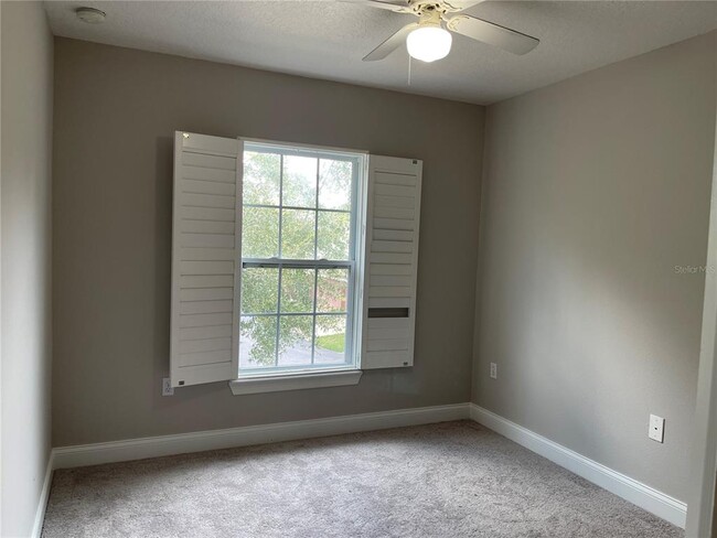 Building Photo - 12966 Calderdale Ave