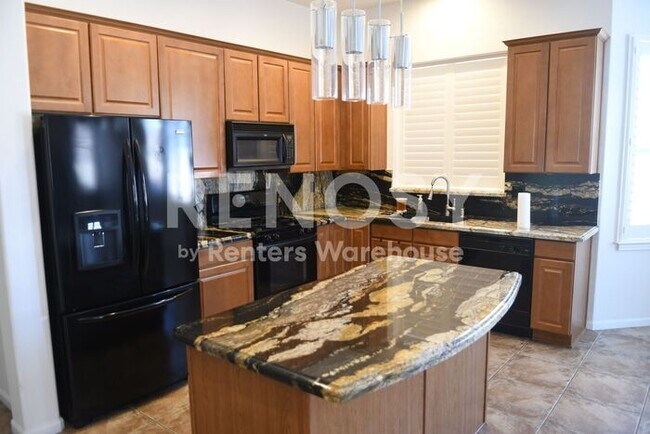 Building Photo - 4 BD + Office, 2.5 BA. 3-Car Garage w/ Pool in Litchfield Park!