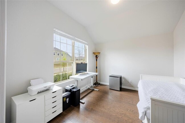 Building Photo - 2021 Cartway Ct