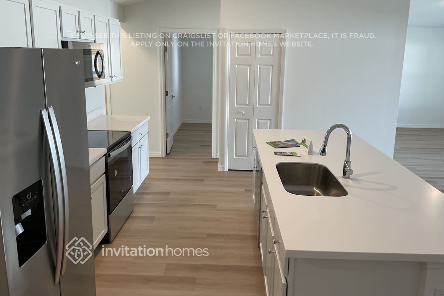 Building Photo - 27 Red Birch Ln