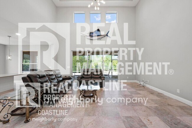 Building Photo - Discover North Port Luxury! 4BD 3.5BA - AVAILABLE NOW!