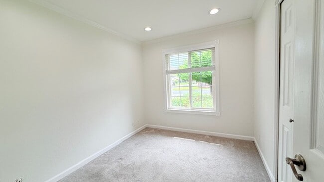 Building Photo - Charming 3BD/2BA, Single-Story, Ranch-Style Home in Broadmoor Area of San Ramon- Available NOW!