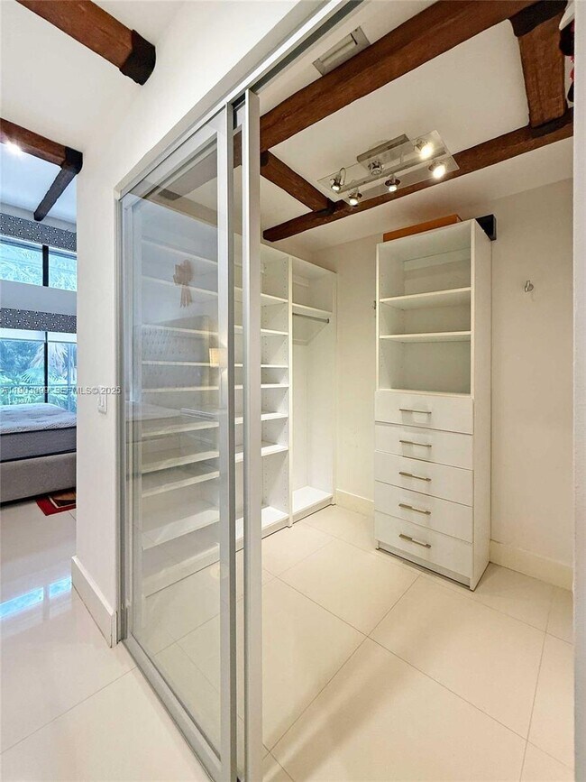 Building Photo - 9318 NW 50th Doral Cir S