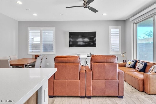 Building Photo - 12489 Dolan Point St