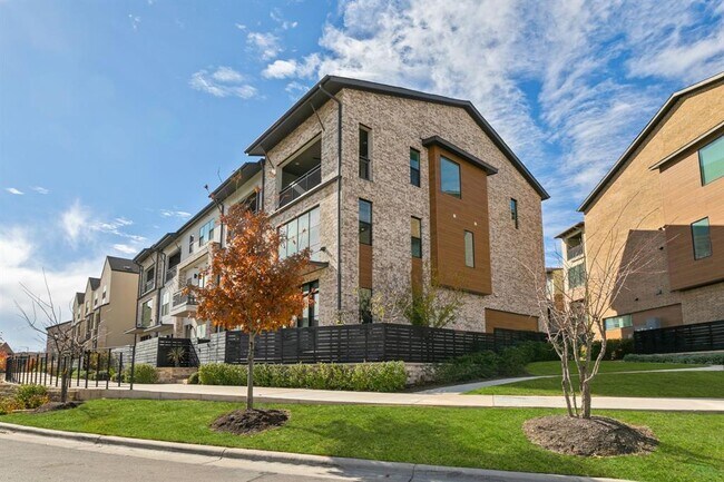 Building Photo - 4021 Manifest Ln