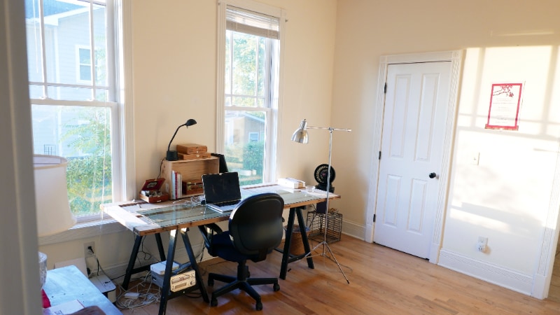 Building Photo - 1905 Oak St