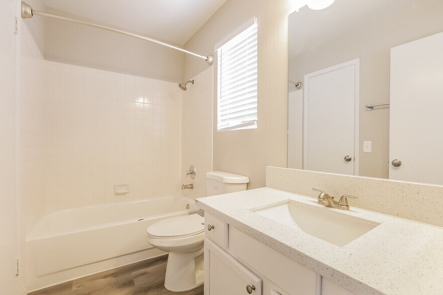 Building Photo - 9524 Amber Valley Ln