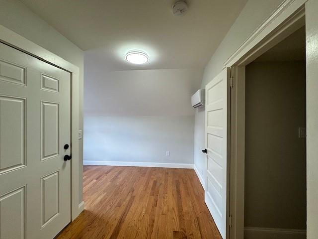 Building Photo - 16 Mayflower St