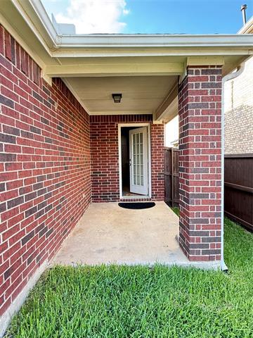 Building Photo - 10755 Providence Dr