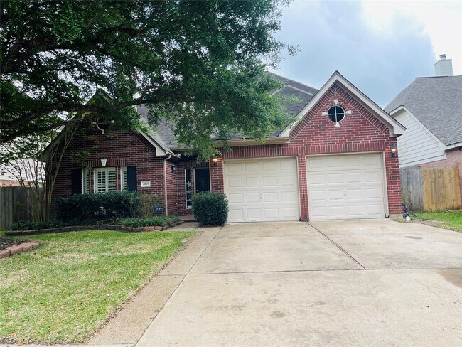 Building Photo - 21619 San Marino Dr