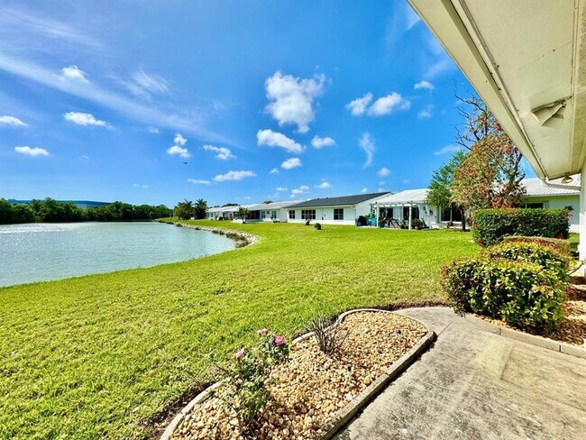 Building Photo - 3490 Mainlands Blvd S