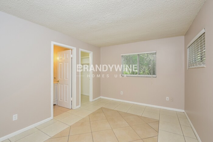 Building Photo - 10126 Crozier Ct