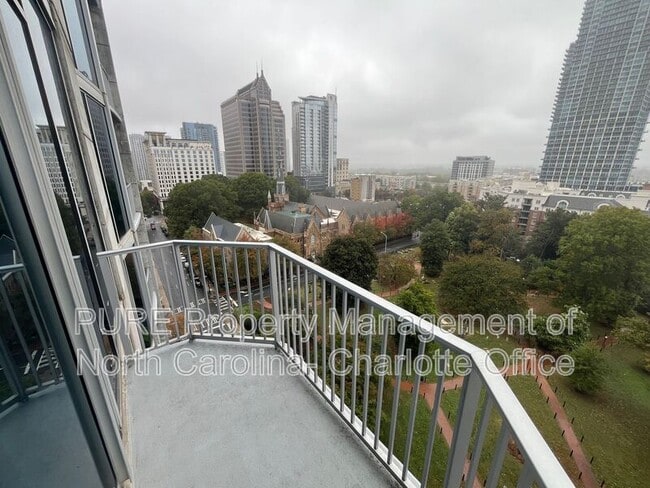 Building Photo - 210 N Church St