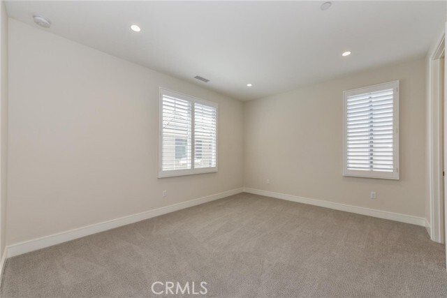 Building Photo - 121 Linda Vis