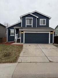 Building Photo - *LIMITED TIME OFFER!* Secure your move-in before December 31, 2025, and enjoy a $1,000 discount o...