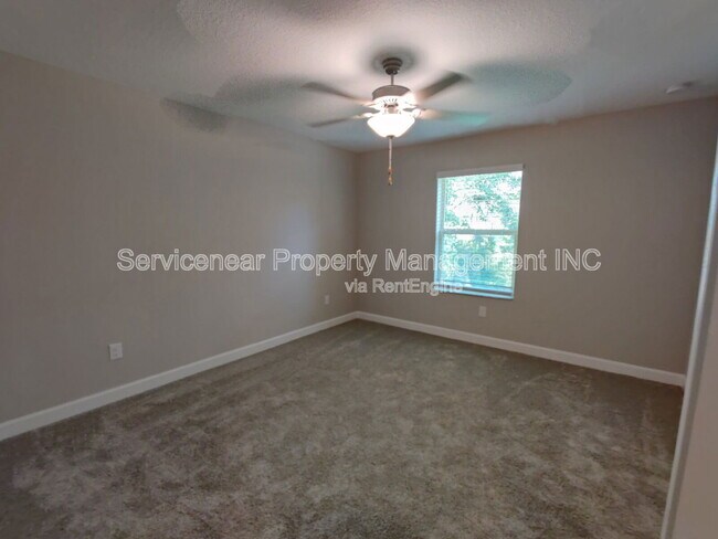 Building Photo - 23244 Willow Glen Way