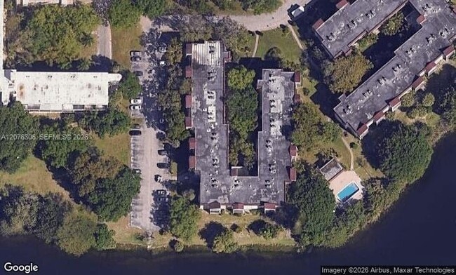 Building Photo - 3280 Spanish Moss Terrace
