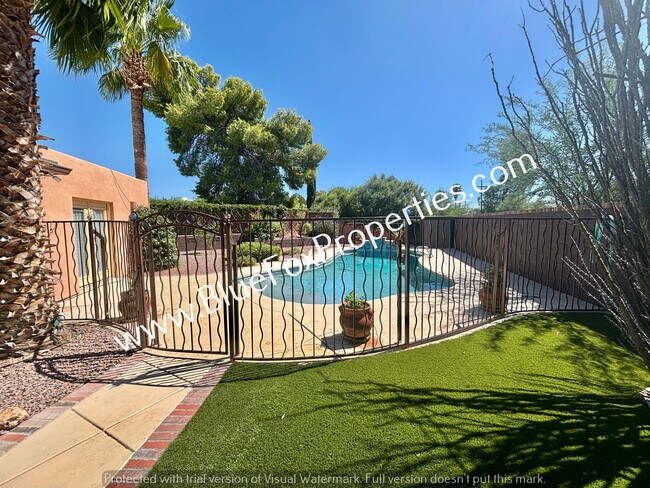 Building Photo - 8918 E Old Spanish Trail