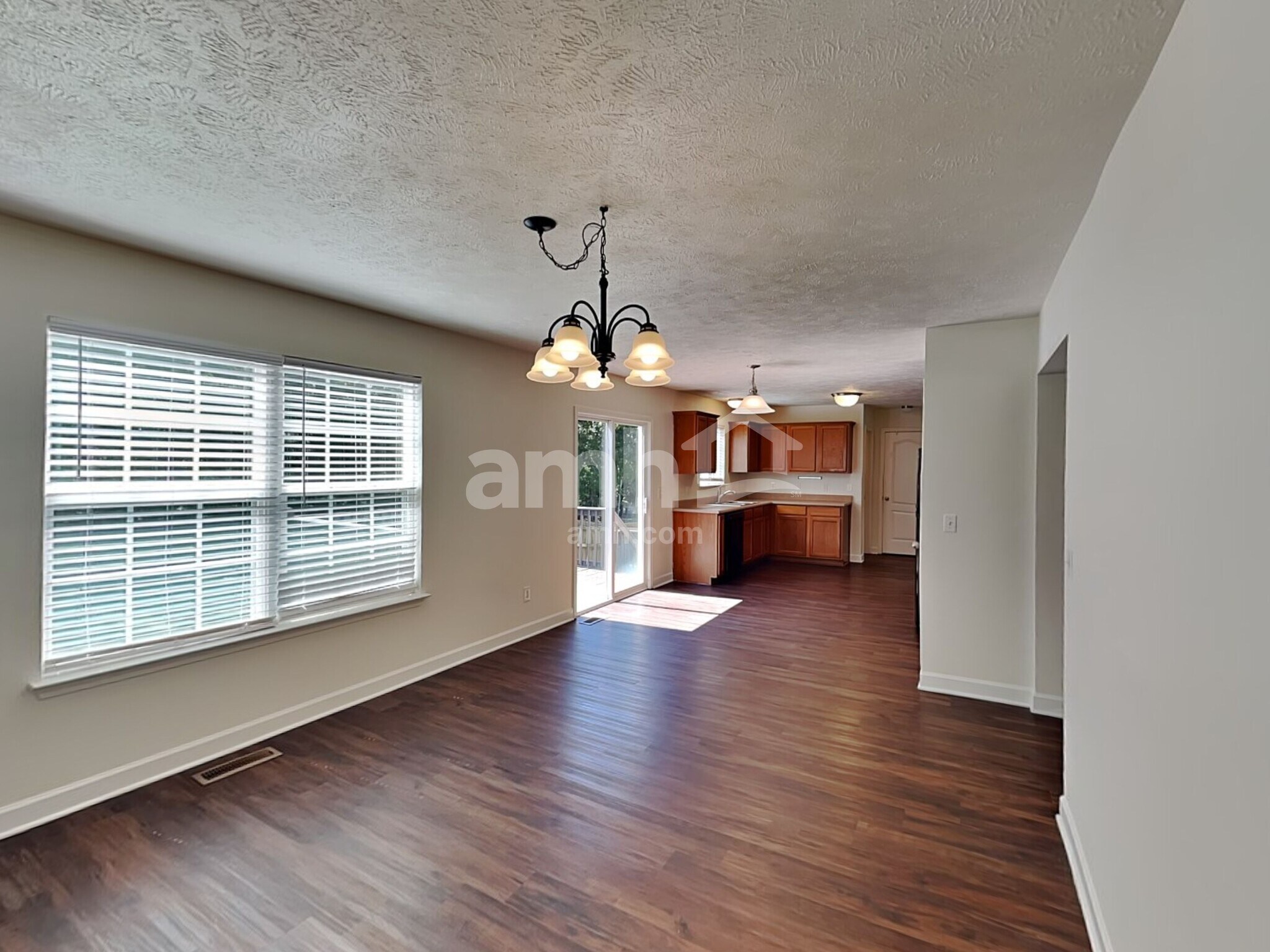 Building Photo - 645 Smoky Mountains Dr