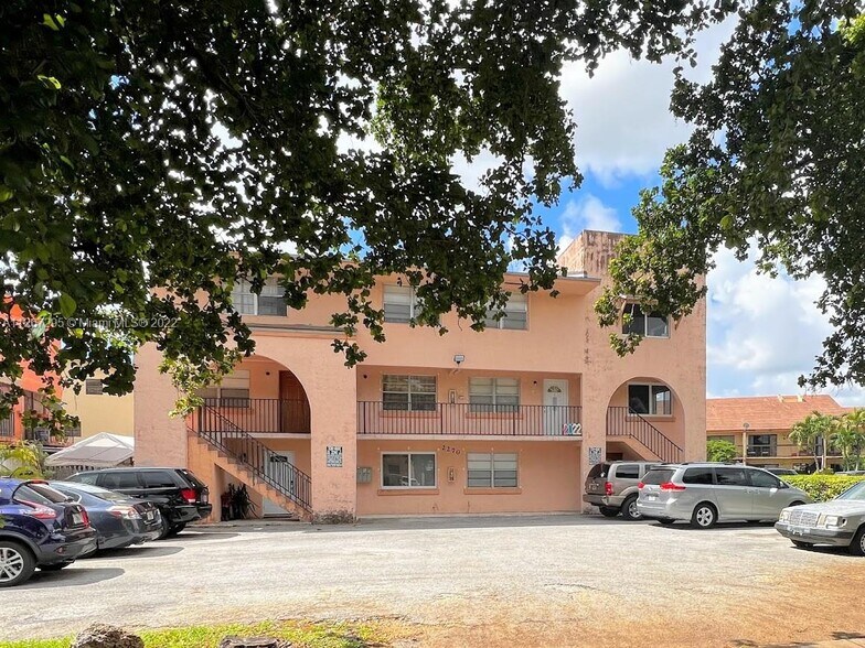 Primary Photo - 2270 W 54th Pl