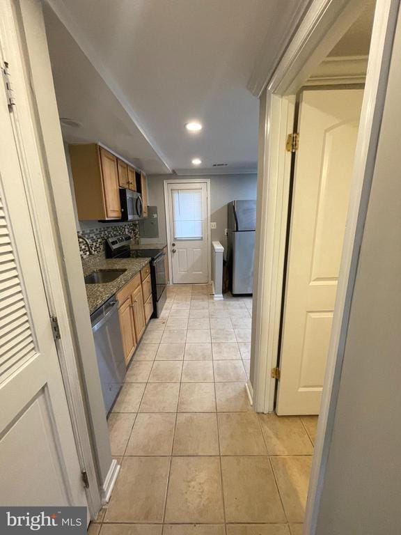 Building Photo - 7619 Allendale Dr