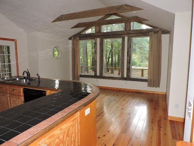 Building Photo - THE COTTAGE AT RIVERCREST