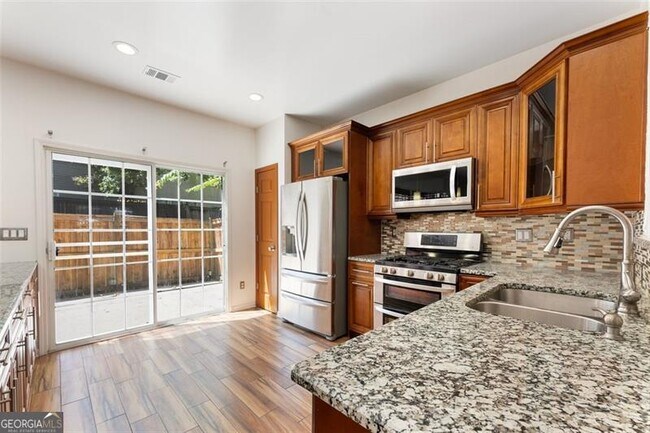 Building Photo - 2901 Timbercreek Cir