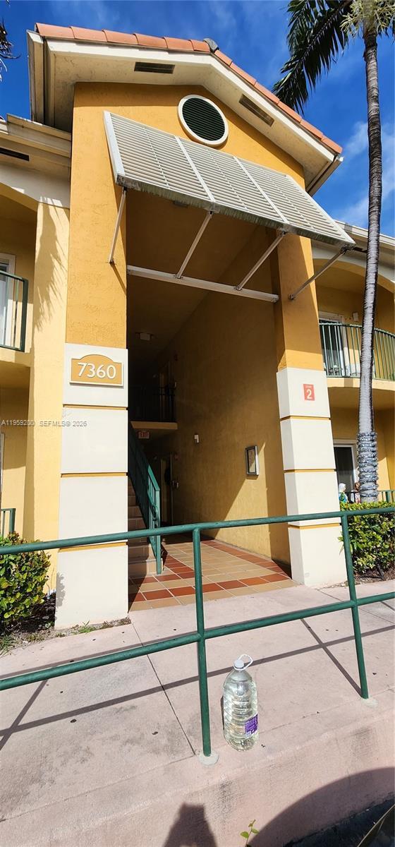 Building Photo - 7360 NW 114th Ave