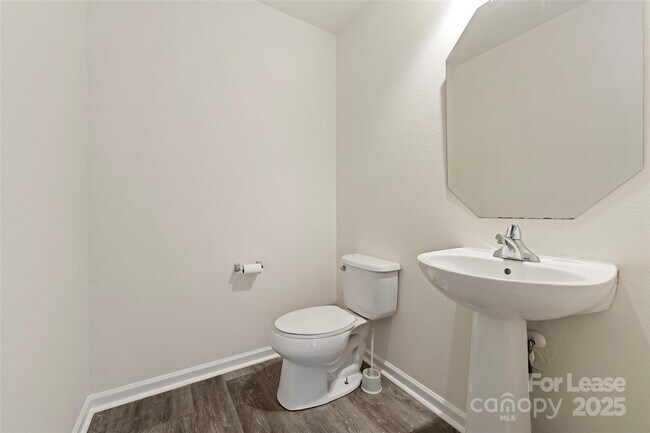 Building Photo - 11824 Paver Ln