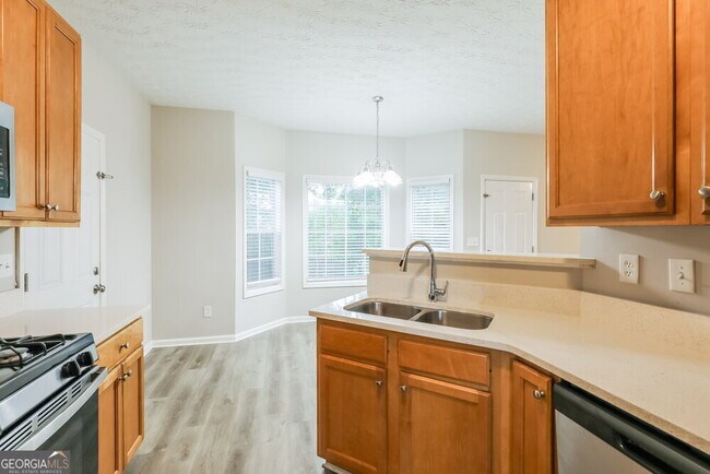 Building Photo - 7600 Crestwicke Crossing Dr