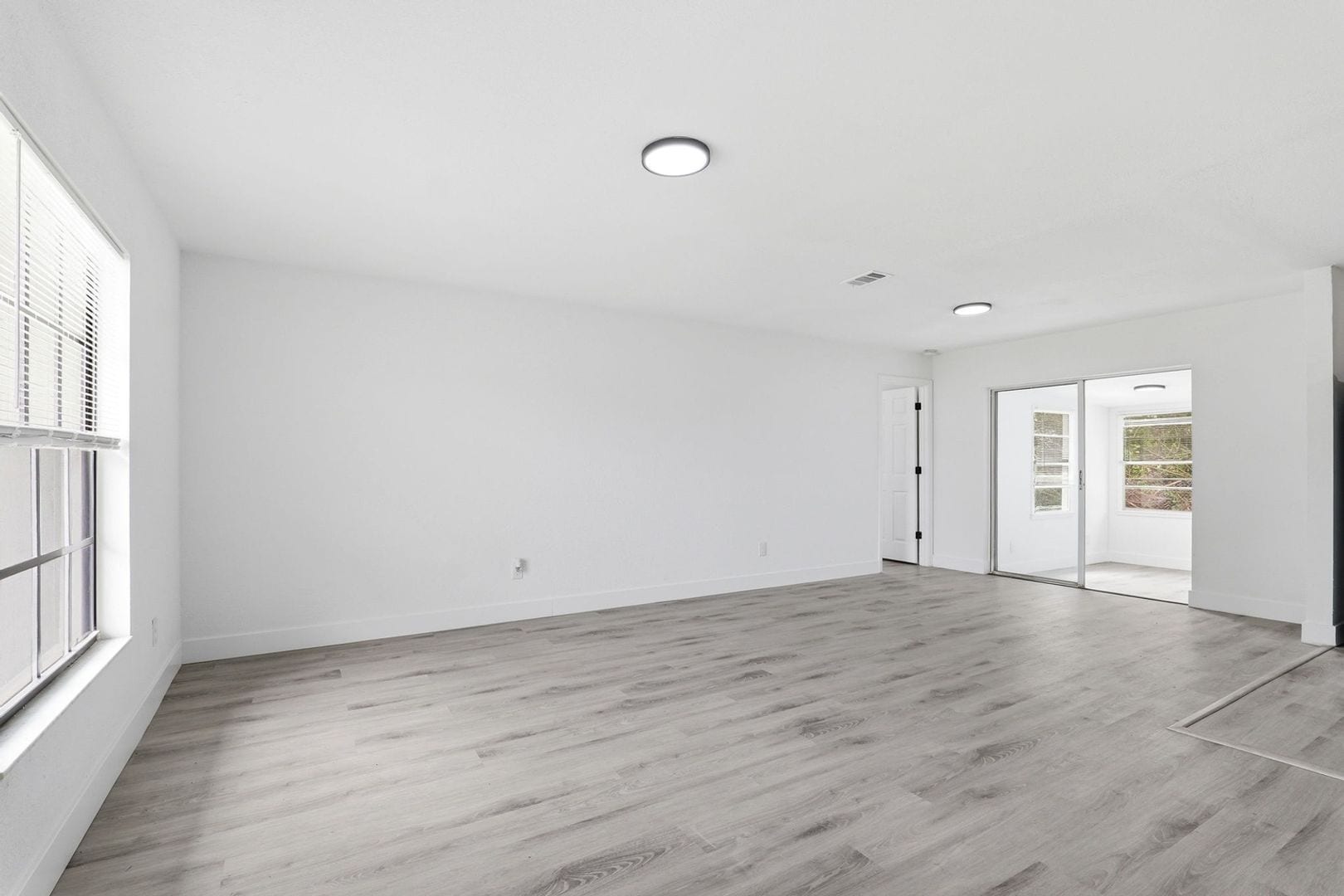 Building Photo - 1214 Pace Dr NW