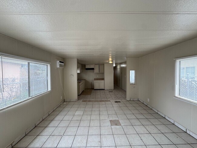 Building Photo - 416 Monterey St