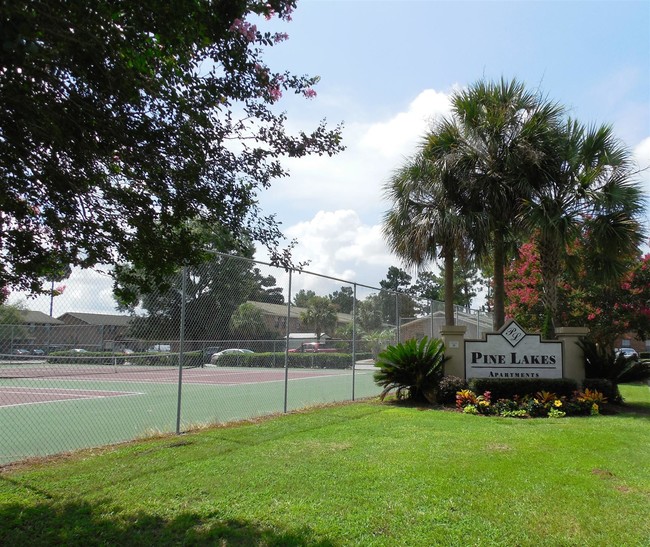 Building Photo - Pine Lakes Apartments