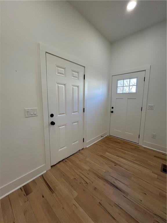 Building Photo - 73 Whitefoord Ave SE