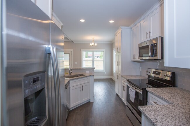 Building Photo - 6190 Tuscany Pl